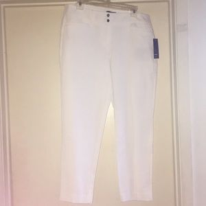 Apt 9 “Torie” White Stretchy Full Length P…
